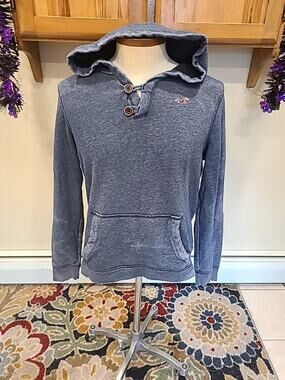 Hollister Men's 2 Button Blue Pullover Logo Hoodie Medium